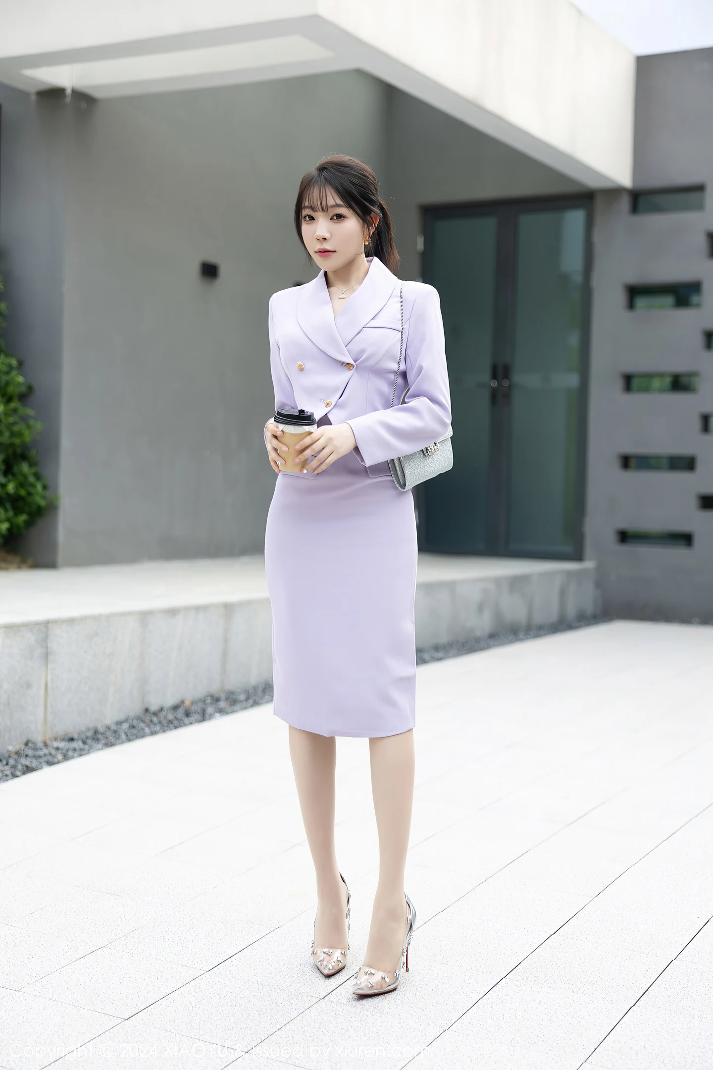 图片[3]-[XiaoYu画语界]Vol.1178 女神徐莉芝Booty性感淡紫短裙套装露淡紫蕾丝内衣迷人诱惑写真88P-秀人网官方网站